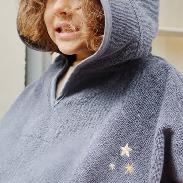 Terry cloth poncho, blue nights by Konges Sløjd