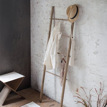 Mette Ditmer - Roots towel ladder 180 x 60 cm, dark oiled pine