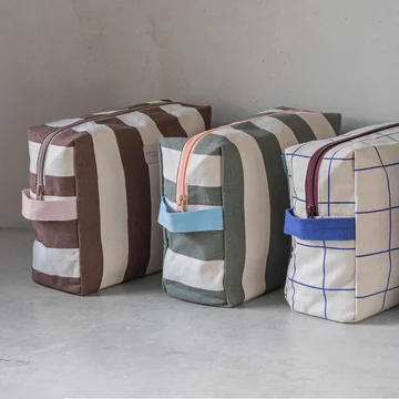 Mette Ditmer - BRING IT Cosmetic bag, 26 x 20 cm, brown