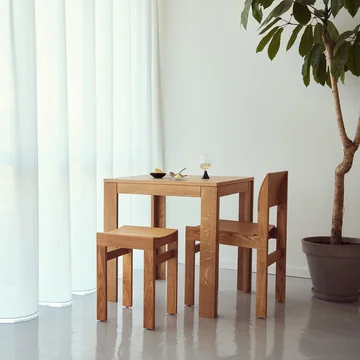 Form & Refine - Element dining table