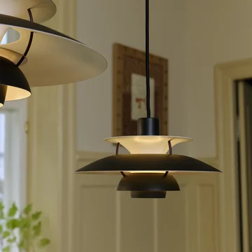 Louis Poulsen - PH 5 Mini pendant light, black (Black Edition 2025)