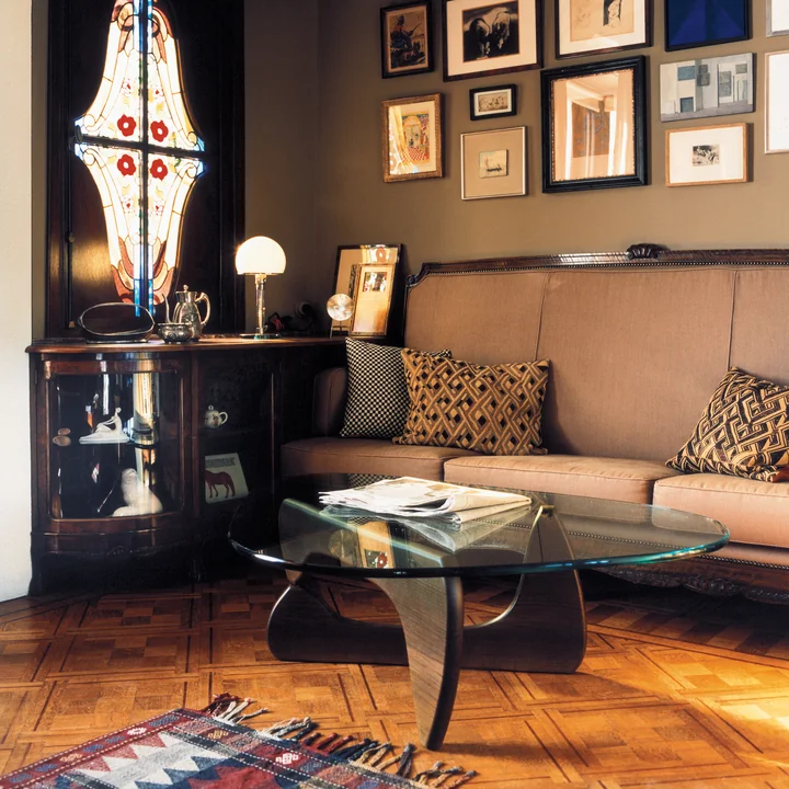 The Coffee Table from Vitra in a retro environment