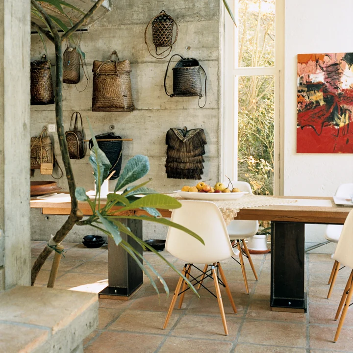 Eames Plastic Side Chair DSW