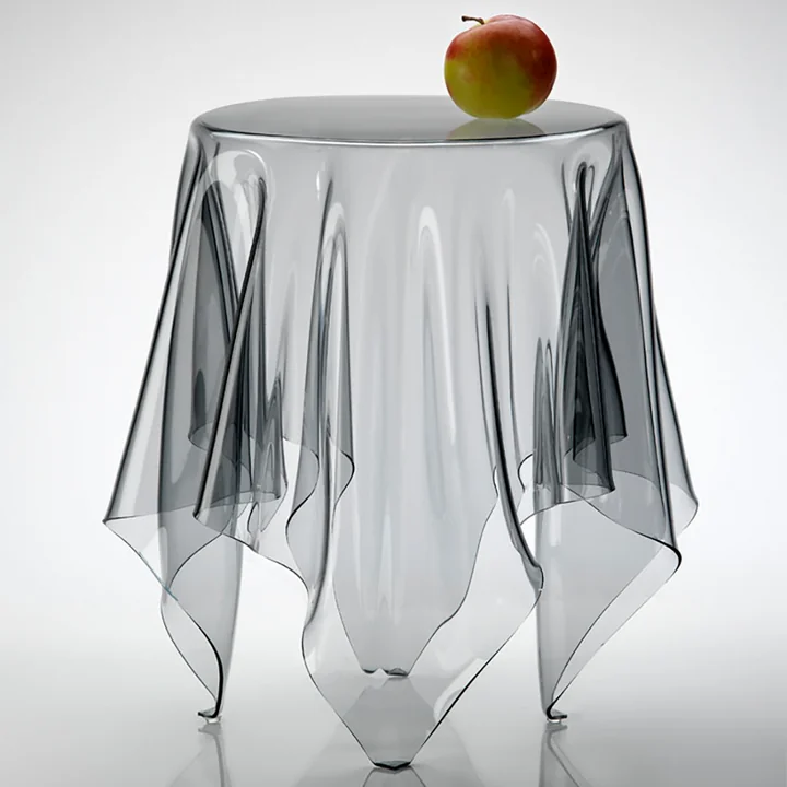 Illusion Side table from Essey in transparent