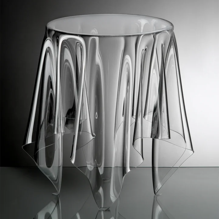 Illusion Side table from Essey in transparent