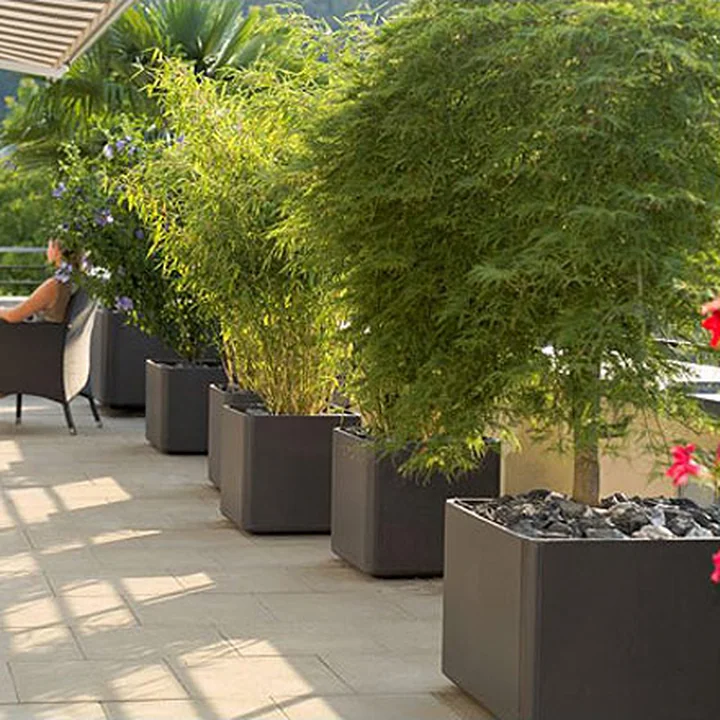 The simple and stylish Delta plant pots 45 from Eternit