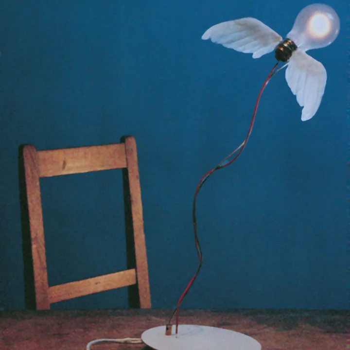 Angelic design with the Ingo Maurer Lucellino Table lamp