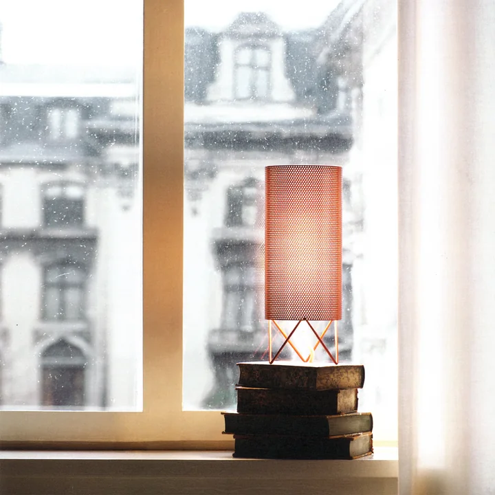 Gubi - Pedrera table lamp H2O