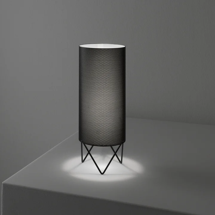 Gubi - Pedrera table lamp H2O