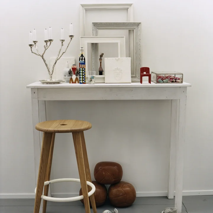 The Wooden Dolls from Vitra