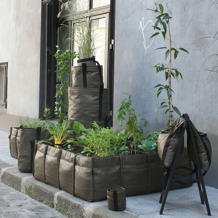 Pot Plant bags, Bacsquare plant bag and Pot Suspendu hanging bag from Bacsac