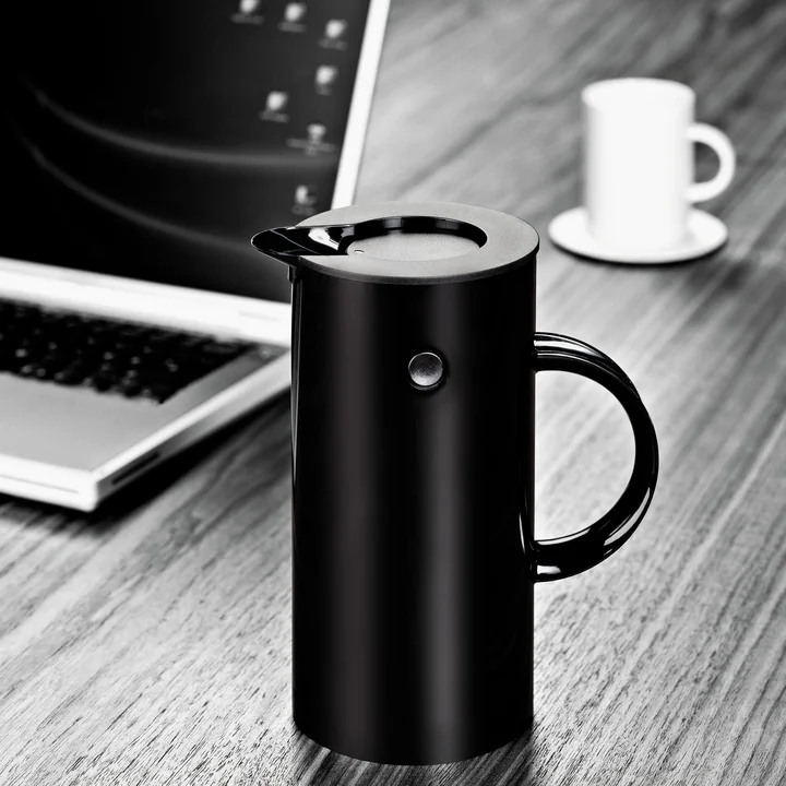 Stelton indulated flask - 0.5 l, black