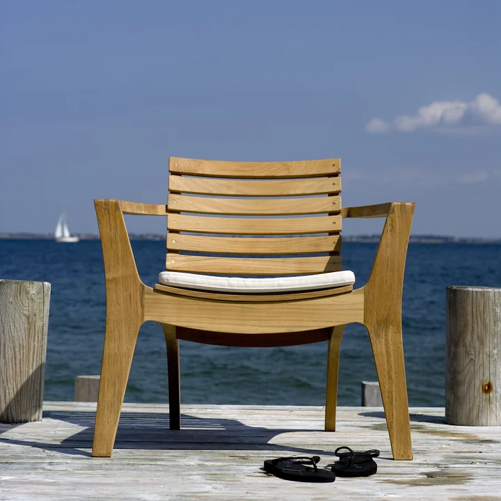 Regatta Lounge Chair by the harbor
