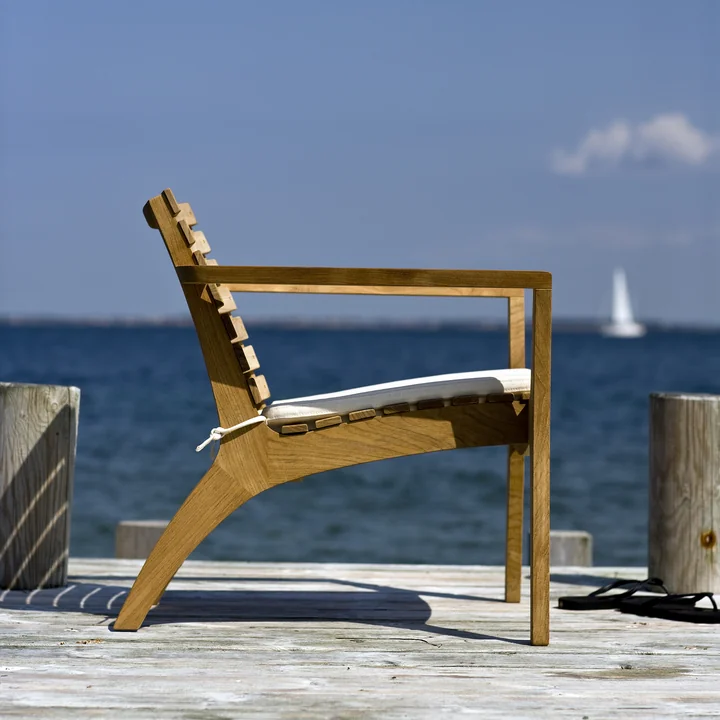 Regatta Lounge Chair in teak