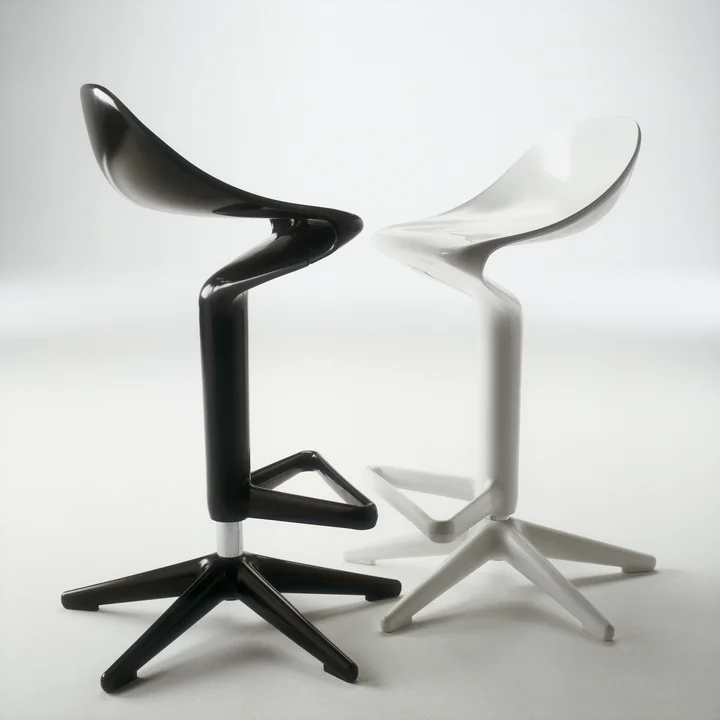 Spoon Bar stool in black and white from Kartell
