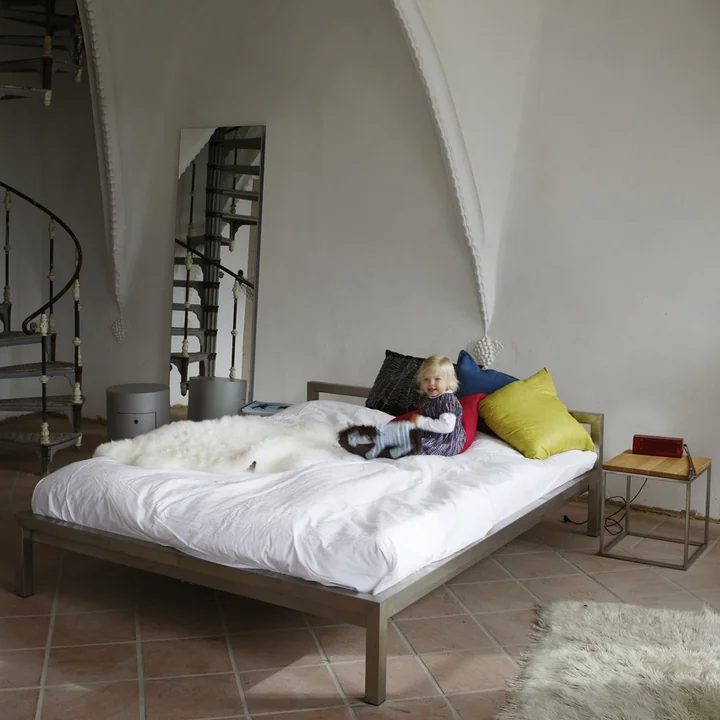 Pure bed by Hans Hansen