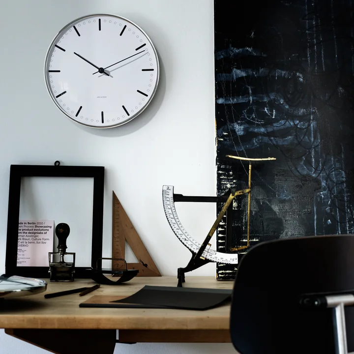 Minimalist wall clock by Arne Jacobsen