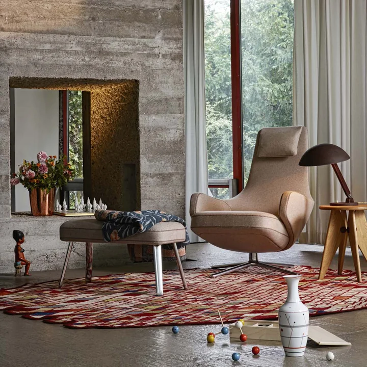 Repos Armchair from Vitra in the version Cosy with Panchina