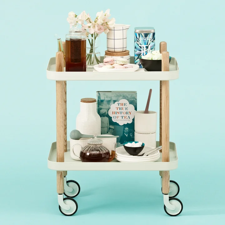 The block side trolley as storage for coffee and cake