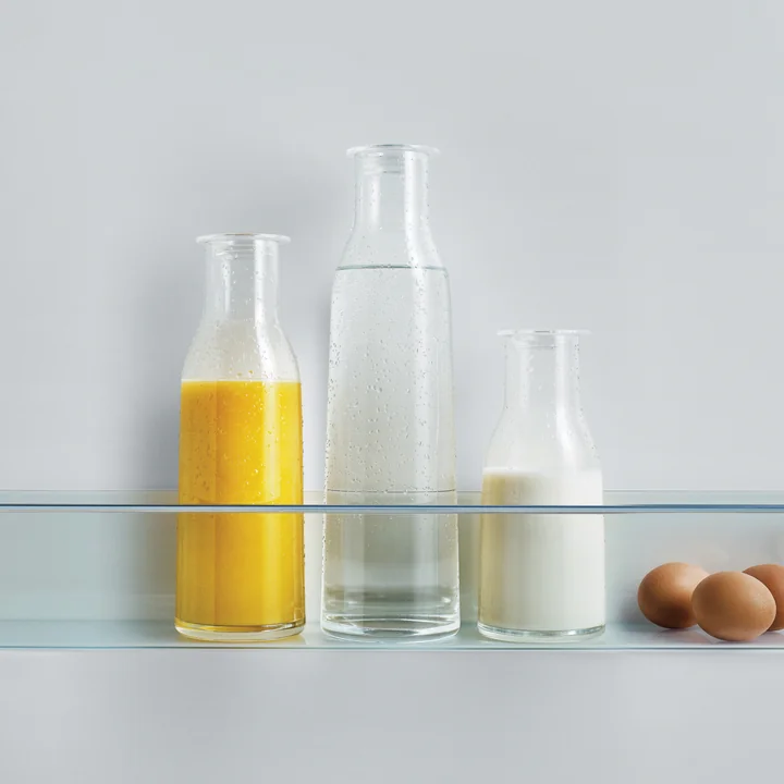 Versatile carafe in different sizes