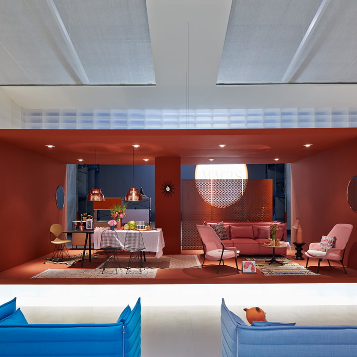 Alcove Plume Sofa by Vitra in the shop