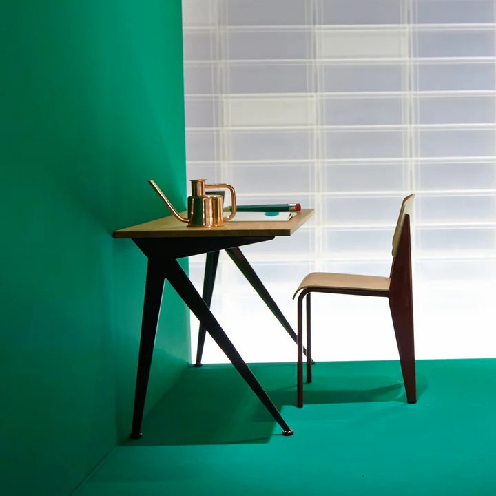 Compas Direction Table from Vitra