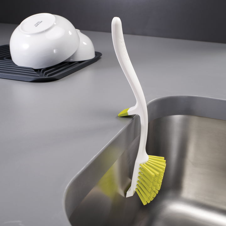 Joseph Joseph - Edge Dish Brush, white - sink border