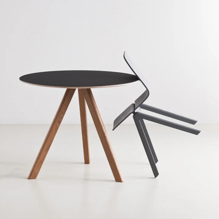 Copenhague CPH20 table by HAY