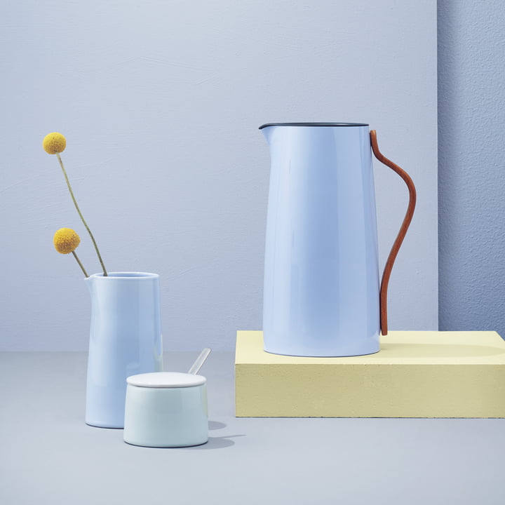 The Emma coffee vacuum jug and thermo milk jug from Stelton