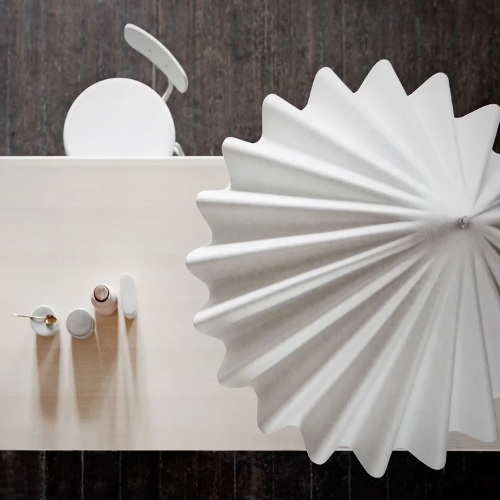 Dancing Pendant light from Audo