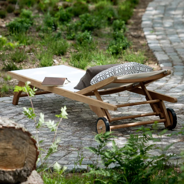 Columbus Sun Bed From Skagerak