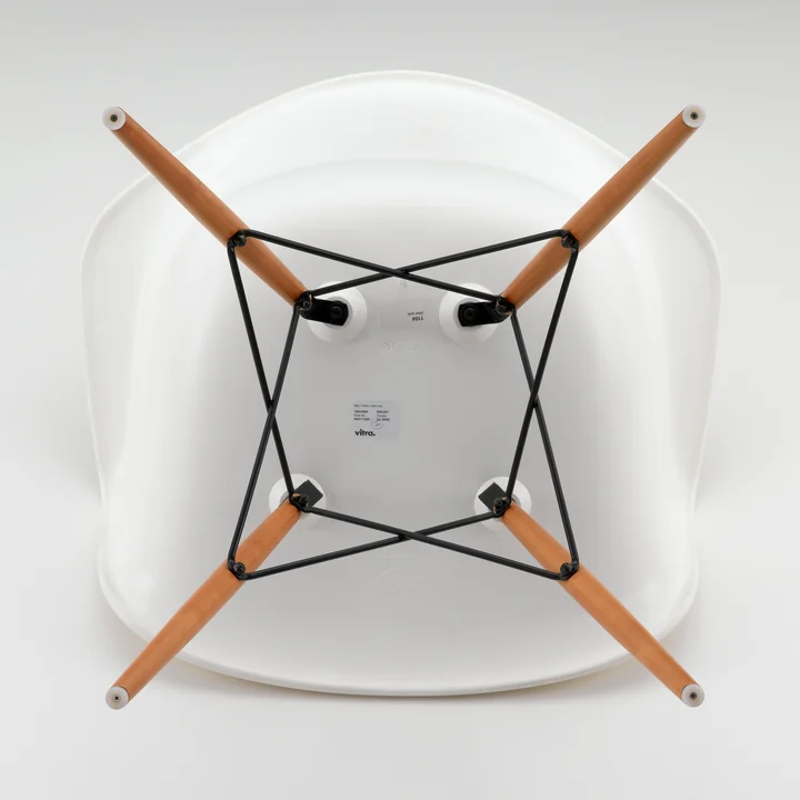 Eames Plastic Armchair DAW from Vitra in white from below