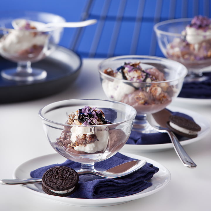 Dessert bowl for pudding and ice cream