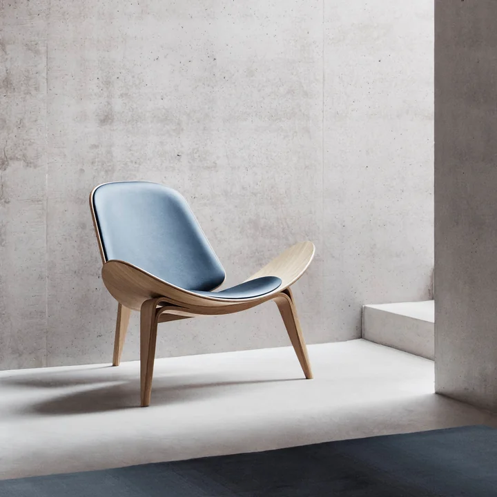 CH07 shell chair from Carl Hansen