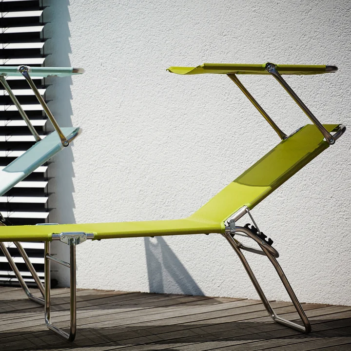Aluminium lounger Amigo Fourty Sunshade from Fiam