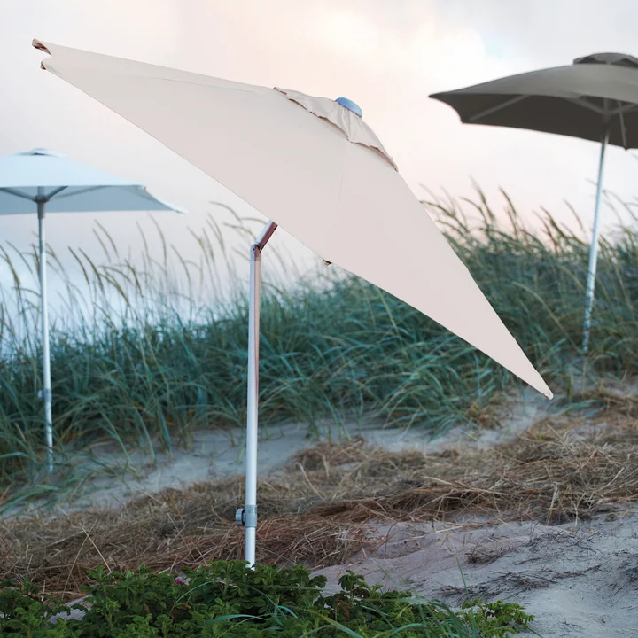 Elba Parasol from Jan Kurtz in round