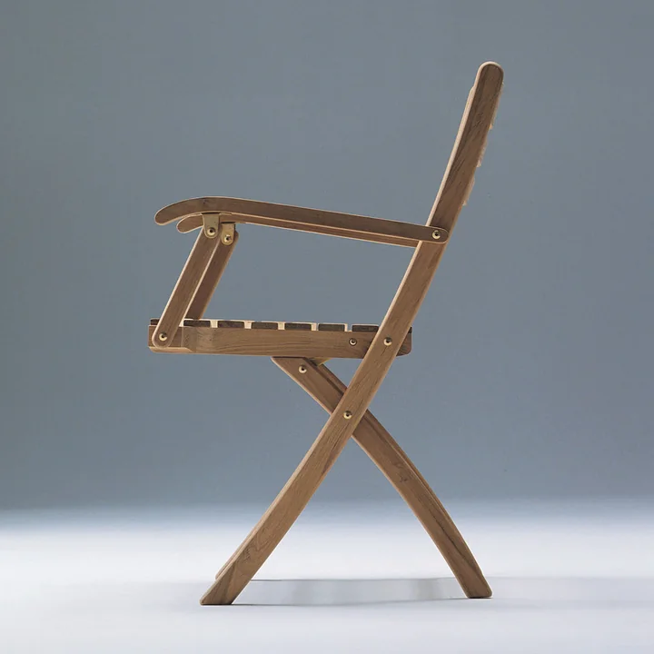 Selandia Folding chair with armrests from Skagerak in teak