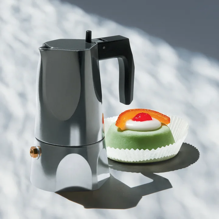 Award winning designer espresso maker
