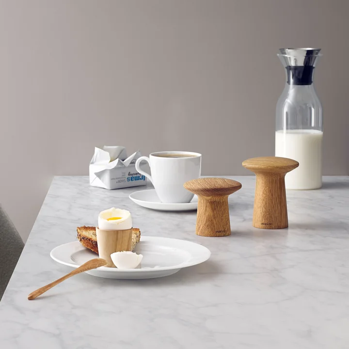 Style at the Breakfast Table