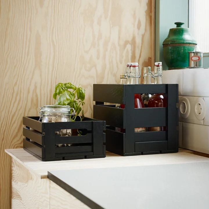 The black Dania Box en from Skagerak in their various sizes