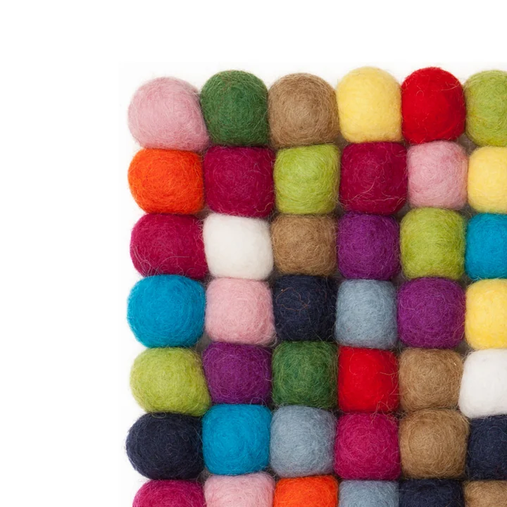 Lotte Rectangular rug from myfelt in detail