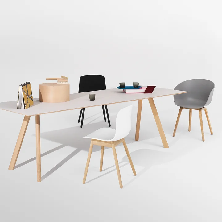 Copenhague CPH30 Dining table 200 x 90 cm from HAY in matt lacquered oak / table top cream white (Mushroom 4176)