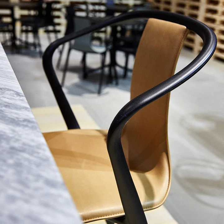 Vitra - Belleville Chair