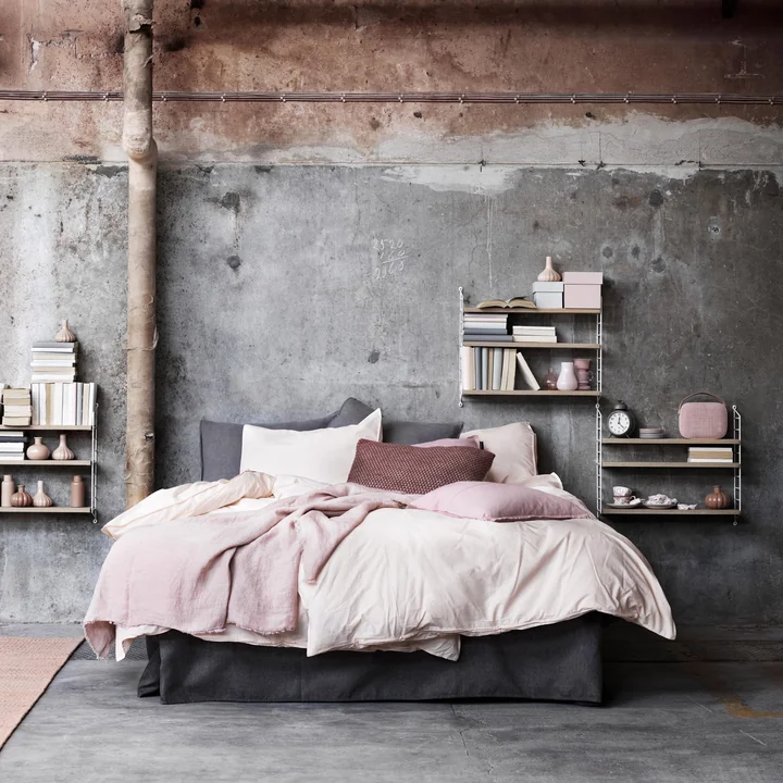 String - The pocket shelf