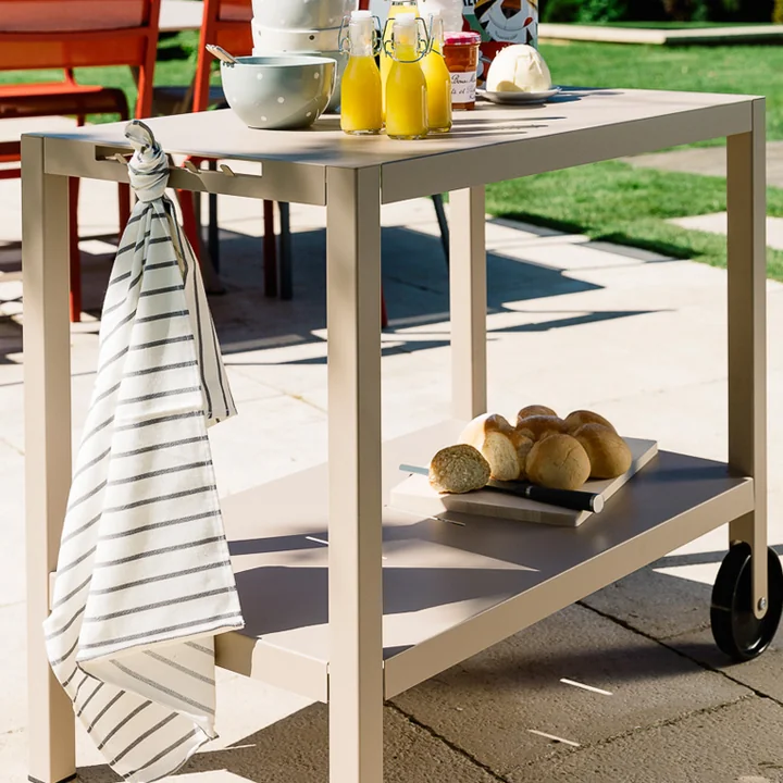 Quiberon Side Table with Wheels