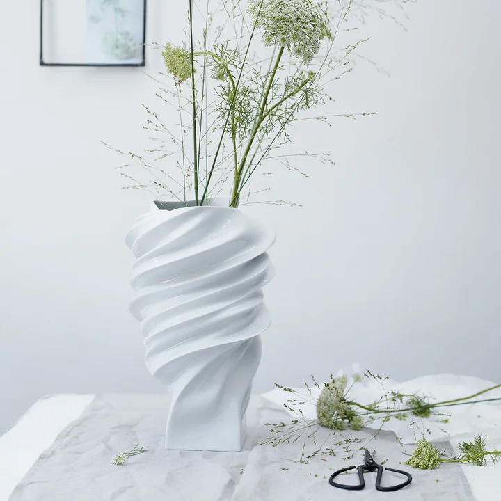 The Squall Vase by Rosenthal with a size of 32cm