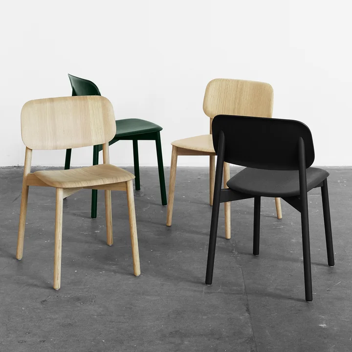 The HAY - Soft Edge chair in oak / black / green