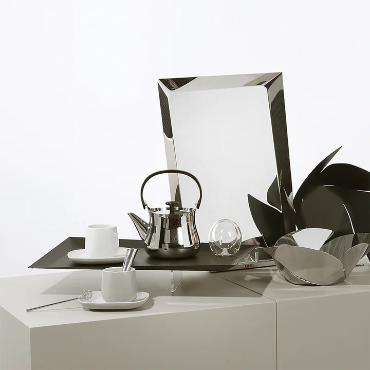 Ovale and Cha for tea by Alessi