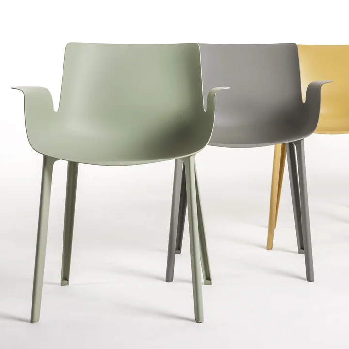 Ergonomically Shaped Seat