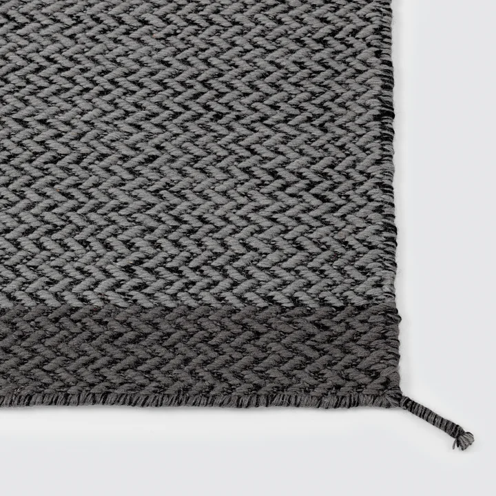 Muuto - Ply Rug, carpet, dark gray